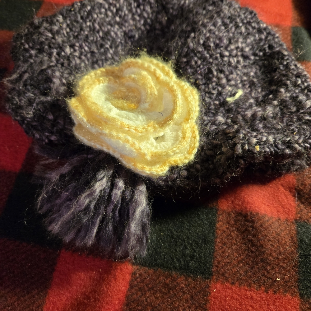 Source Unknown Purple Knit Beret with Yellow Floral Detail
